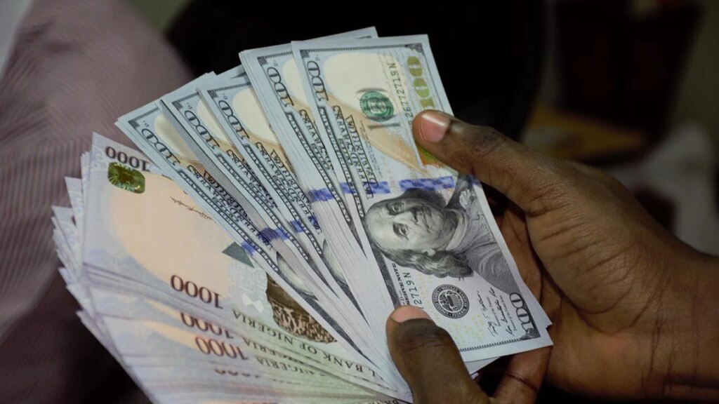 Naira depreciates in opposition to greenback throughout FX markets Naira depreciates in opposition to greenback throughout FX markets