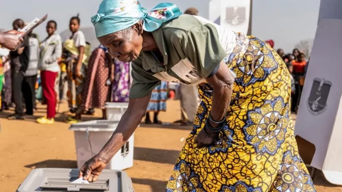 Malawi Police Arrest 8 for Alleged Election Fraud