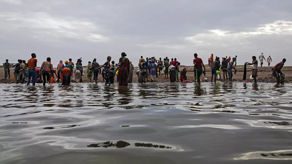 Ethiopian police arrest 22 in human trafficking crackdown