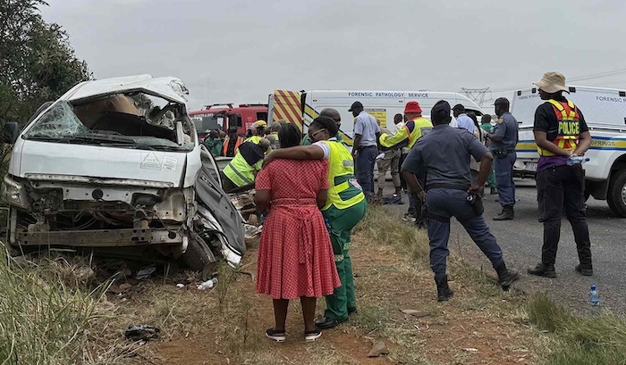 13 schoolchildren killed in tragic road crash south of Johannesburg