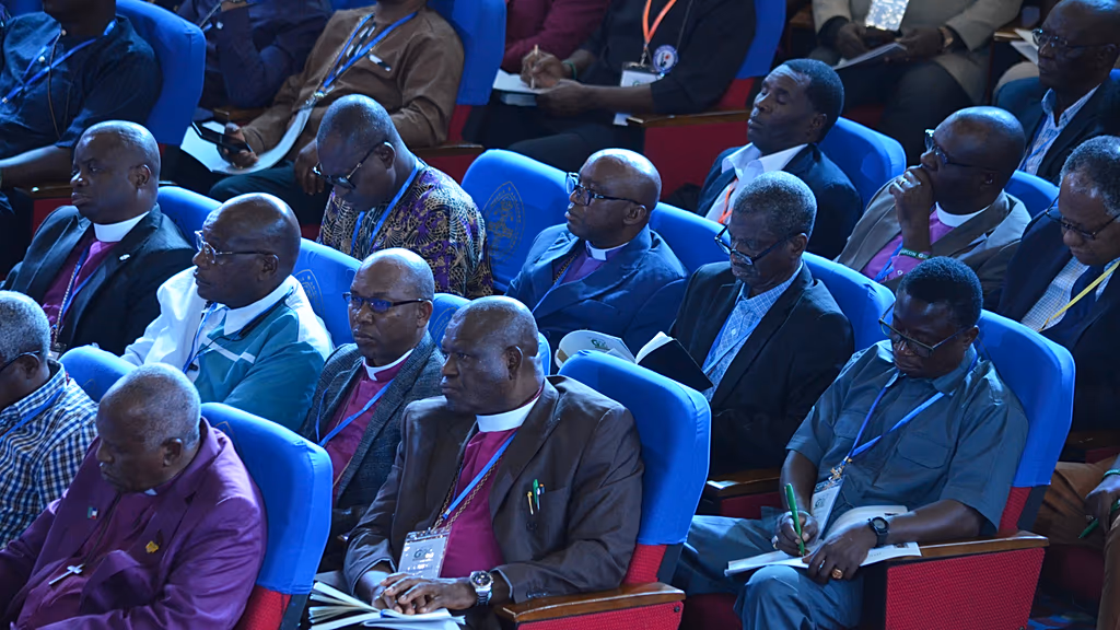 Clerics meet in Nigeria: could the Anglican Church split?