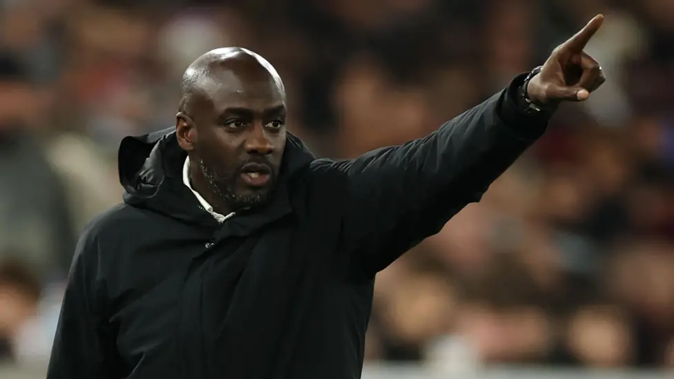 Ghana sack manager Addo, 72 days before World Cup