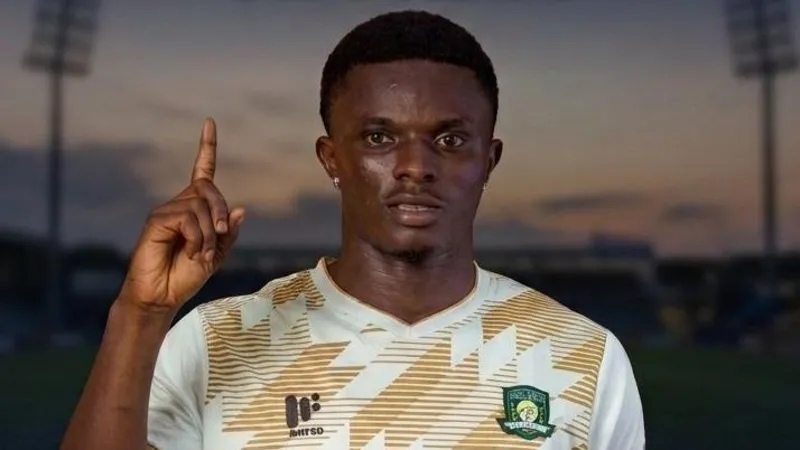 Ghanaian footballer killed after armed attackers open fire at team bus
